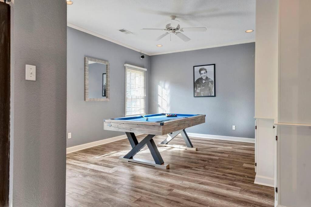 Luxury Home With Outdoor Patio And Game Room Мемфис Екстериор снимка